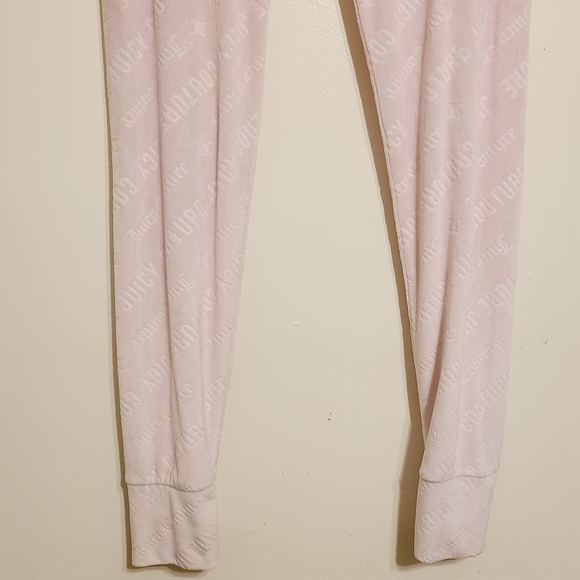 Juicy Couture | Women's Light Pink Logo Print Velour PJ Leggings (Size Medium) - Picture 12 of 13